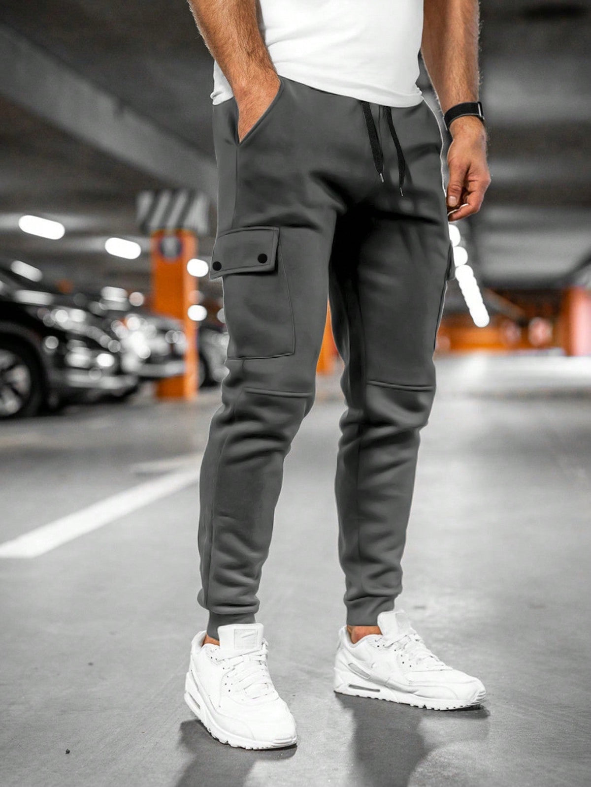 Damian | Men's Cargo Sweatpants Side Pockets